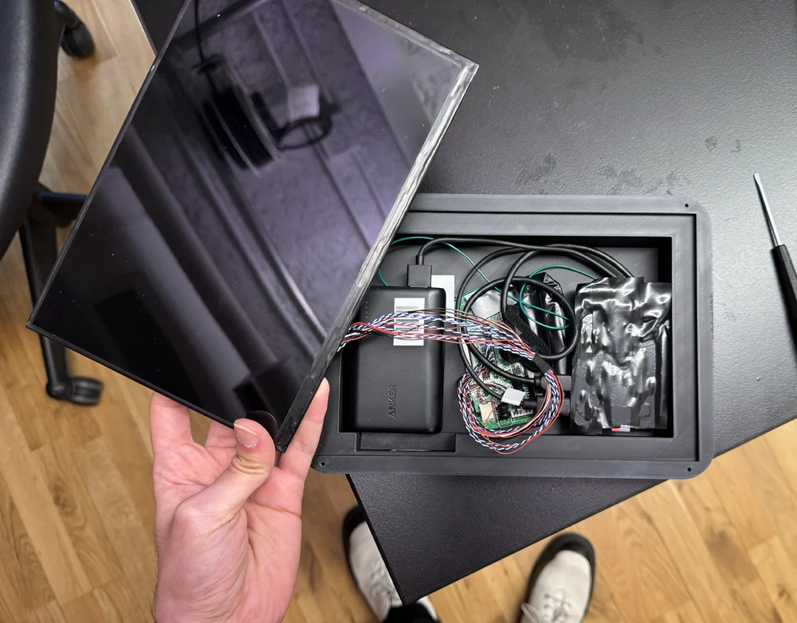 Internals of electronic device.