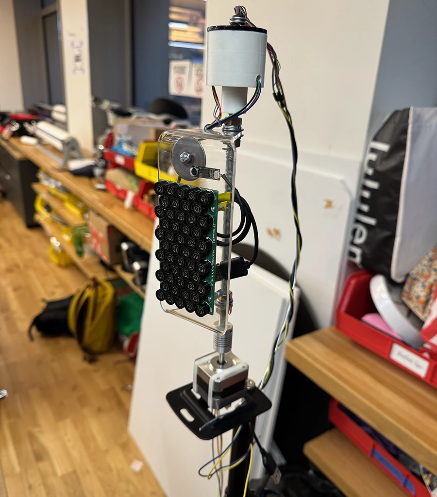 Motor mounted onto a light stand