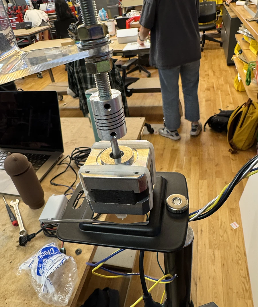 Motor mounted onto a light stand